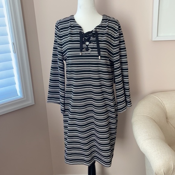 𝅺IMNYC Dress - Picture 1 of 8